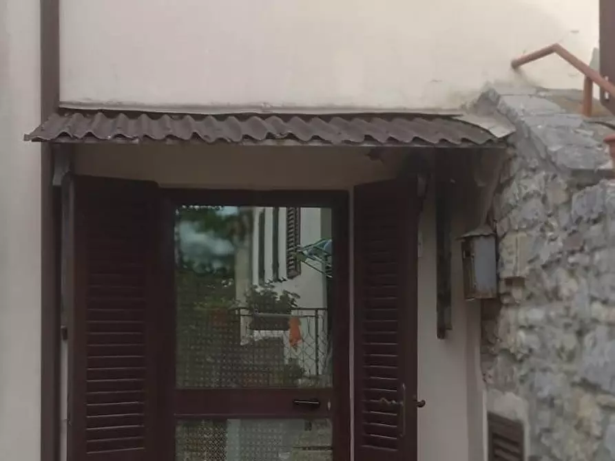 Immagine 15 di Casa semindipendente in vendita  a Semproniano