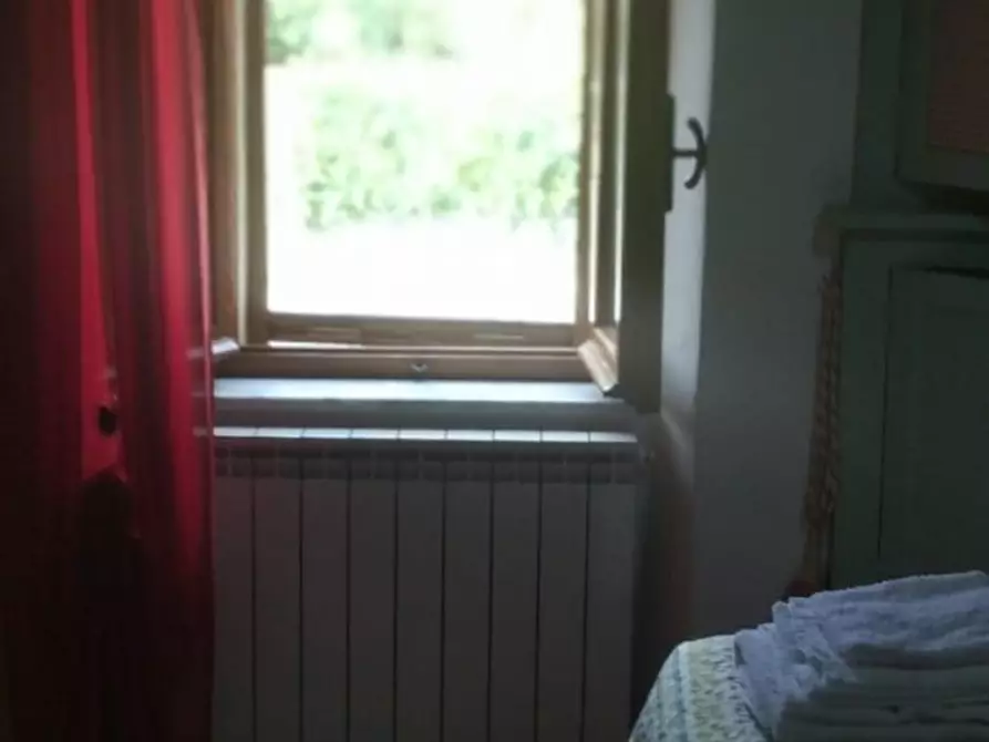 Immagine 3 di Casa semindipendente in vendita  a Semproniano