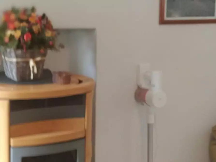 Immagine 12 di Casa semindipendente in vendita  a Semproniano