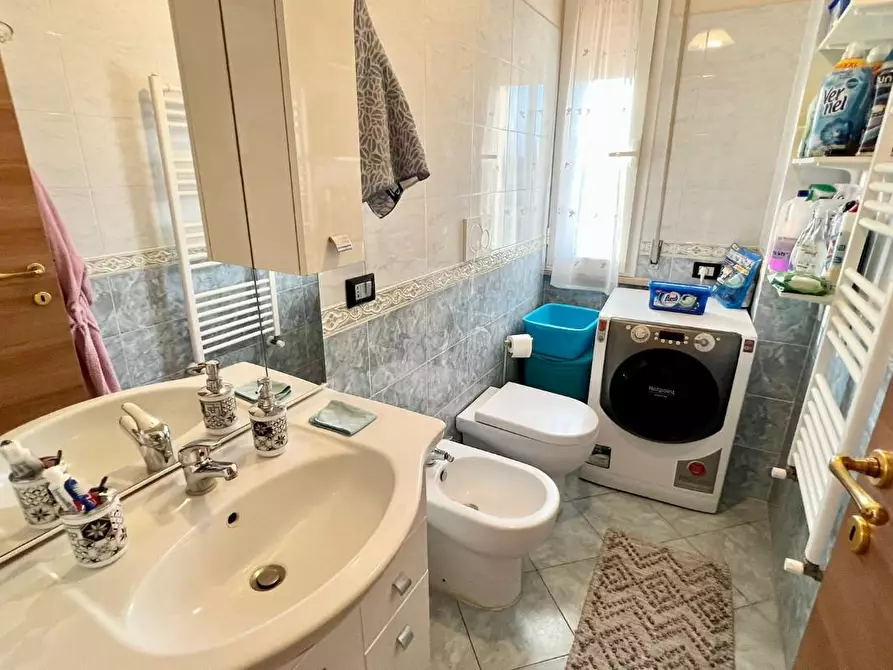 Immagine 14 di Appartamento in vendita  a Pontedera