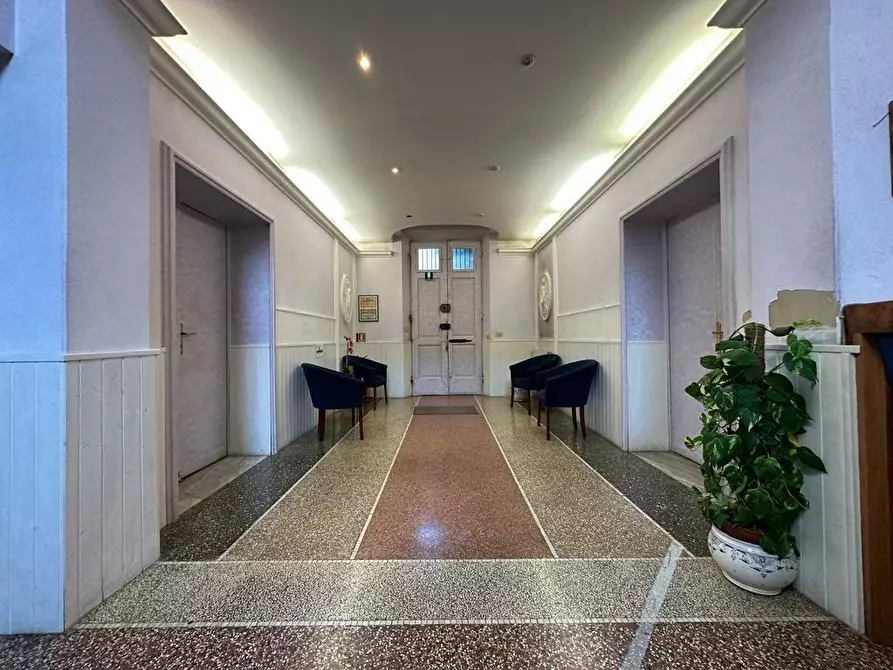 Immagine 31 di Villa in vendita  a Vicopisano