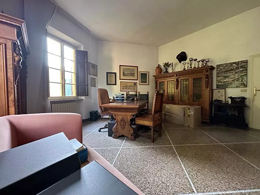 Immagine 17 di Villa in vendita  a Vicopisano