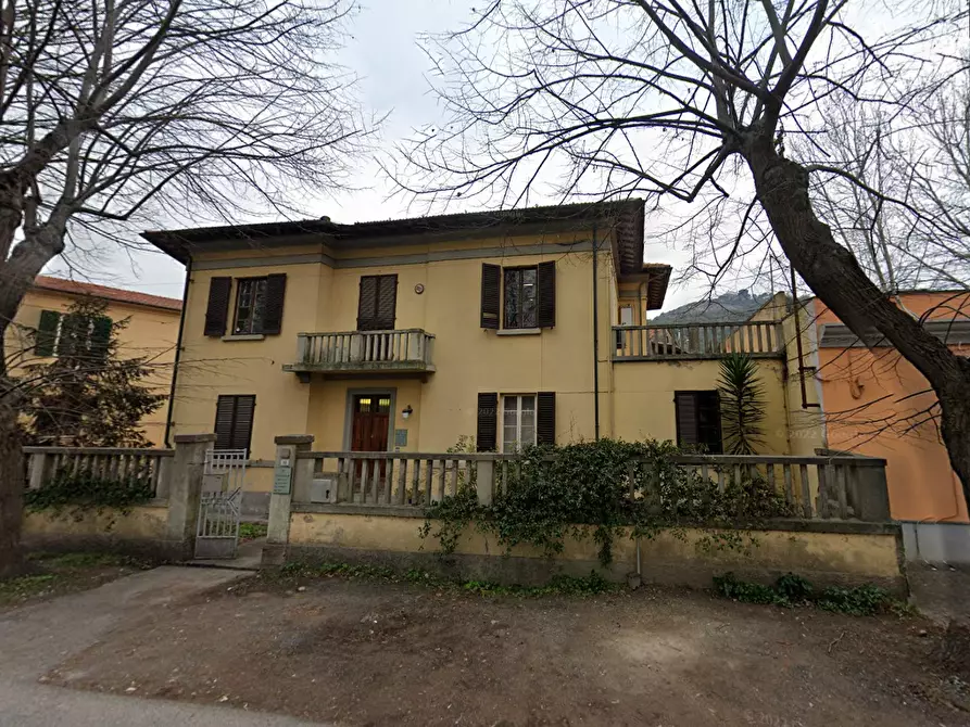 Immagine 1 di Villa in vendita  a Vicopisano