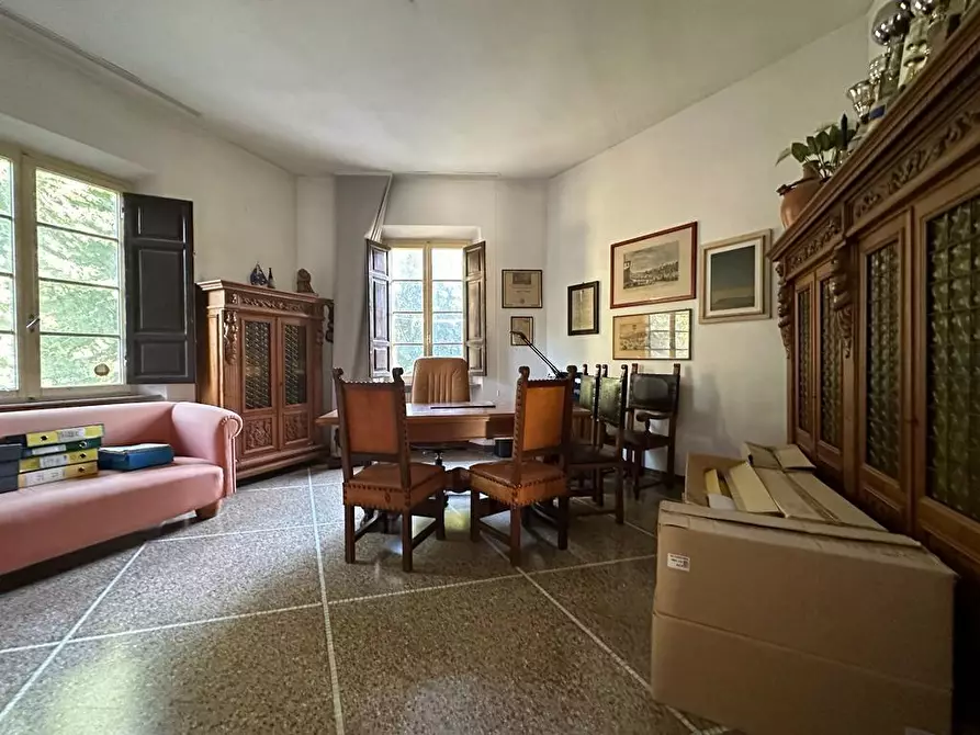 Immagine 23 di Villa in vendita  a Vicopisano