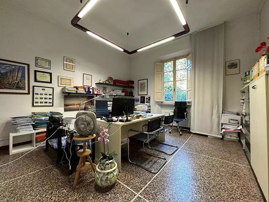 Immagine 32 di Villa in vendita  a Vicopisano