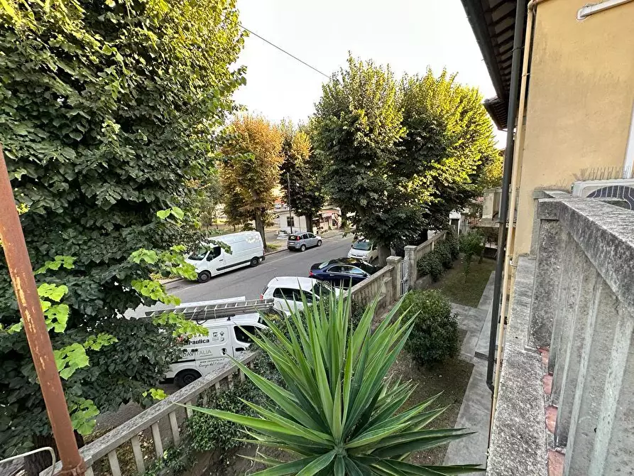 Immagine 8 di Villa in vendita  a Vicopisano