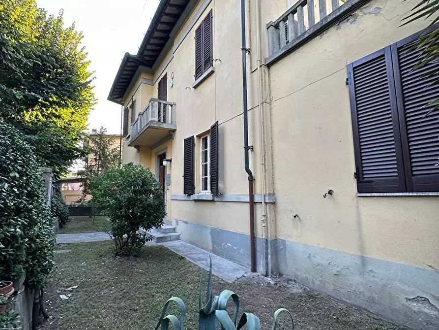 Immagine 7 di Villa in vendita  a Vicopisano