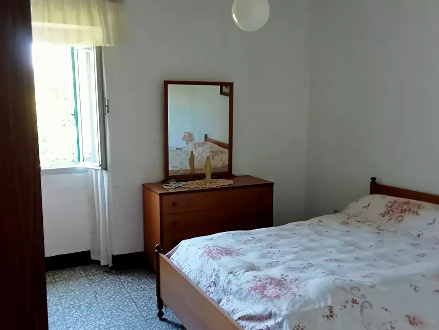 Immagine 8 di Porzione di casa in vendita  a Calice Al Cornoviglio