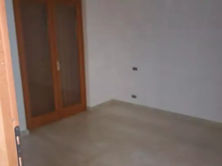 Immagine 5 di Mansarda in affitto  a Carrara