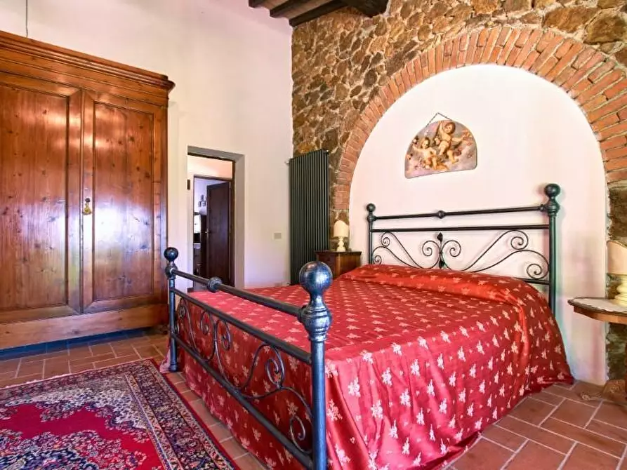 Immagine 22 di Villa in vendita  a Chianni