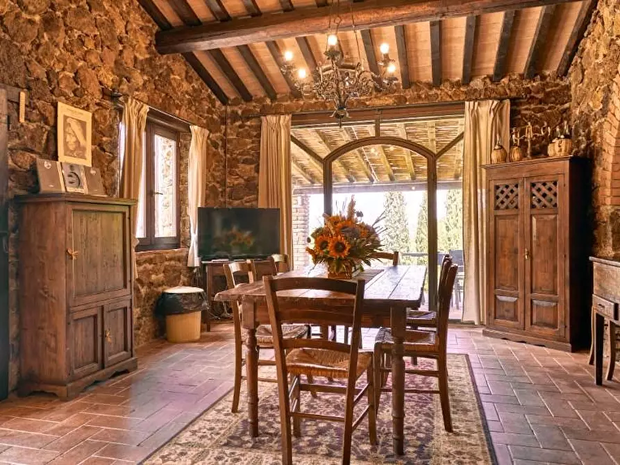 Immagine 16 di Villa in vendita  a Chianni