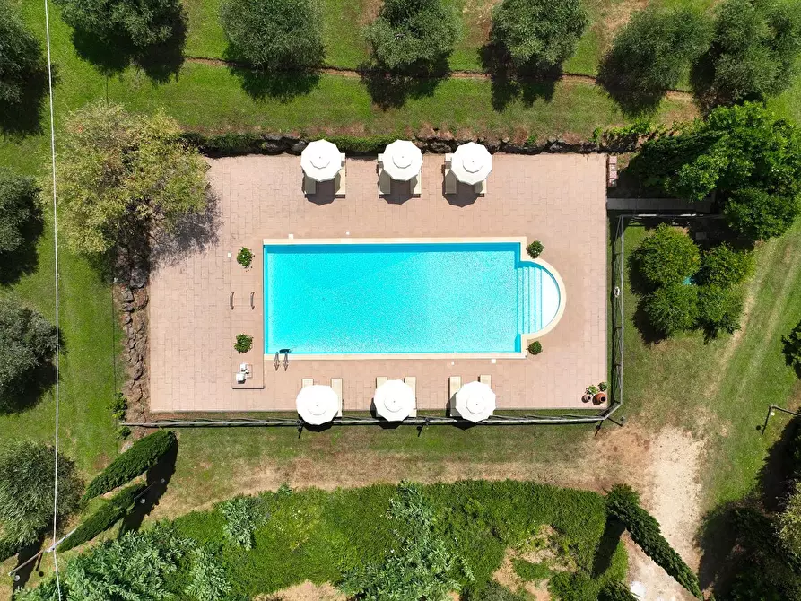 Immagine 8 di Villa in vendita  a Chianni