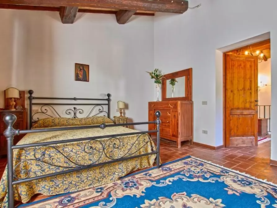 Immagine 29 di Villa in vendita  a Chianni