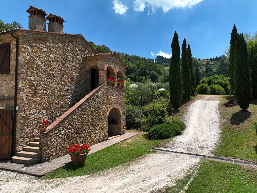 Immagine 6 di Villa in vendita  a Chianni