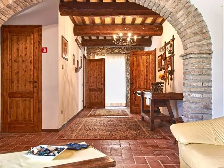 Immagine 15 di Villa in vendita  a Chianni