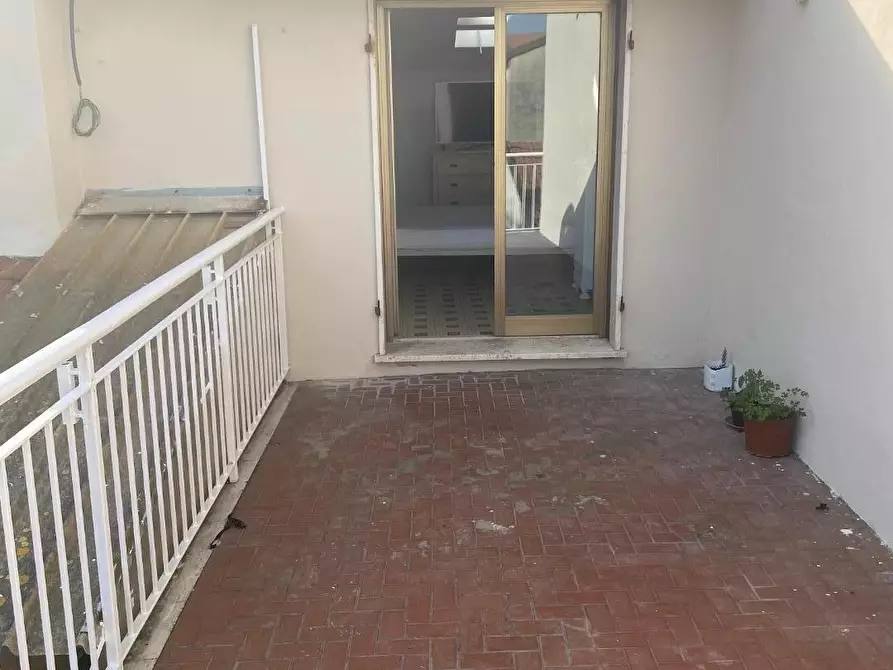 Immagine 8 di Villa in vendita  a Viareggio