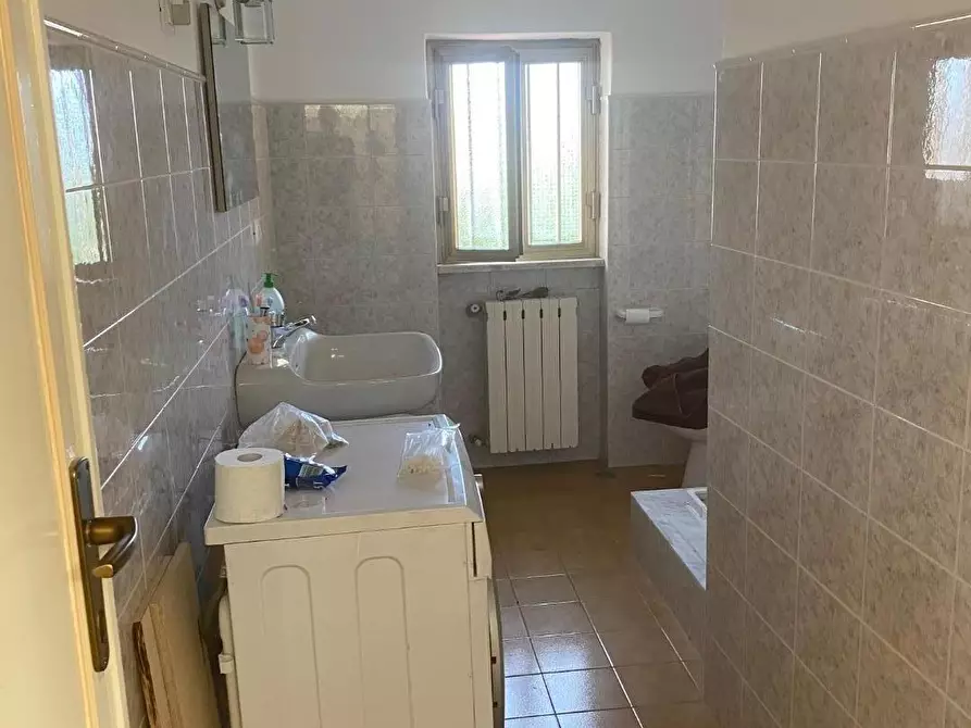 Immagine 21 di Villa in vendita  a Viareggio