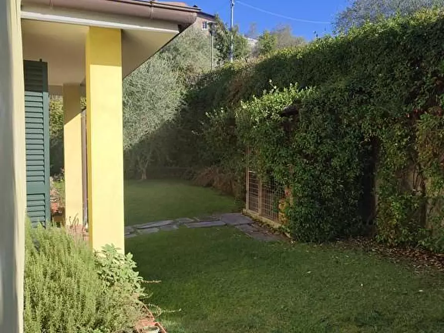 Immagine 20 di Casa indipendente in vendita  a Ortonovo