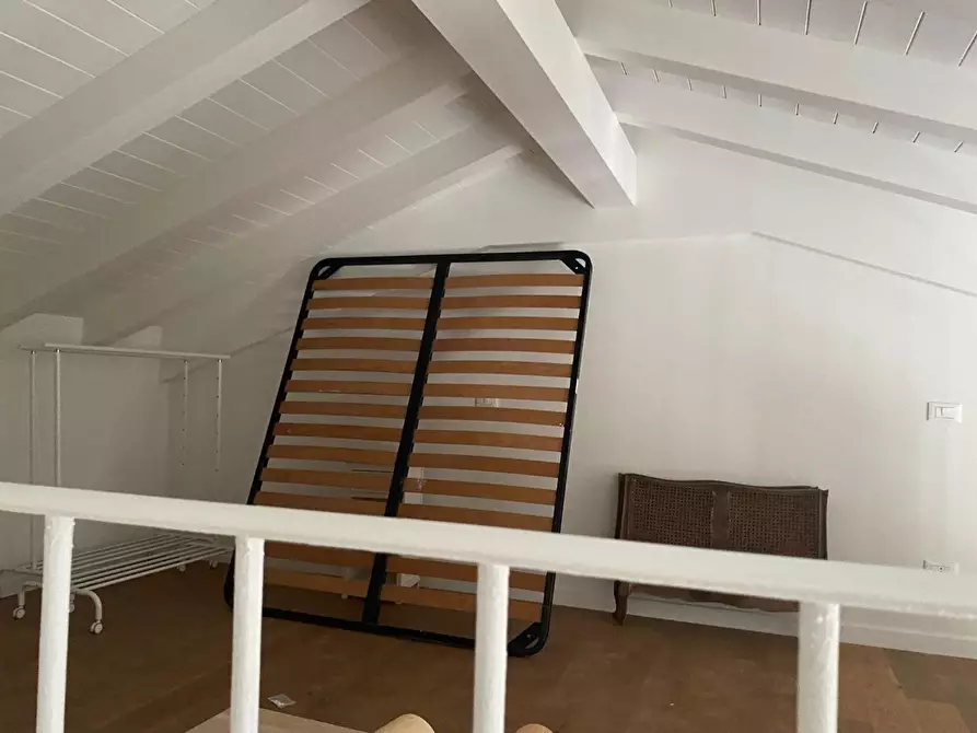 Immagine 5 di Appartamento in vendita  a Sarzana