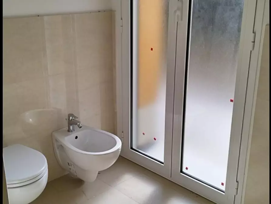 Immagine 13 di Appartamento in vendita  a Castelnuovo Magra