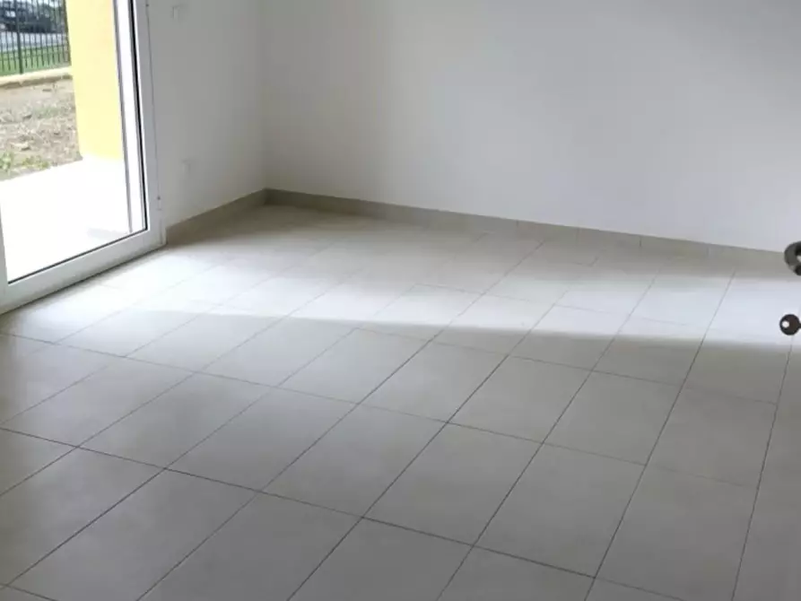 Immagine 8 di Appartamento in vendita  a Castelnuovo Magra