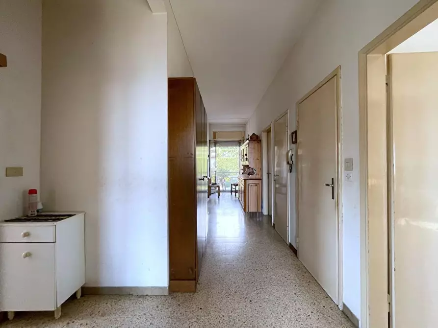 Immagine 18 di Appartamento in vendita  a Massarosa