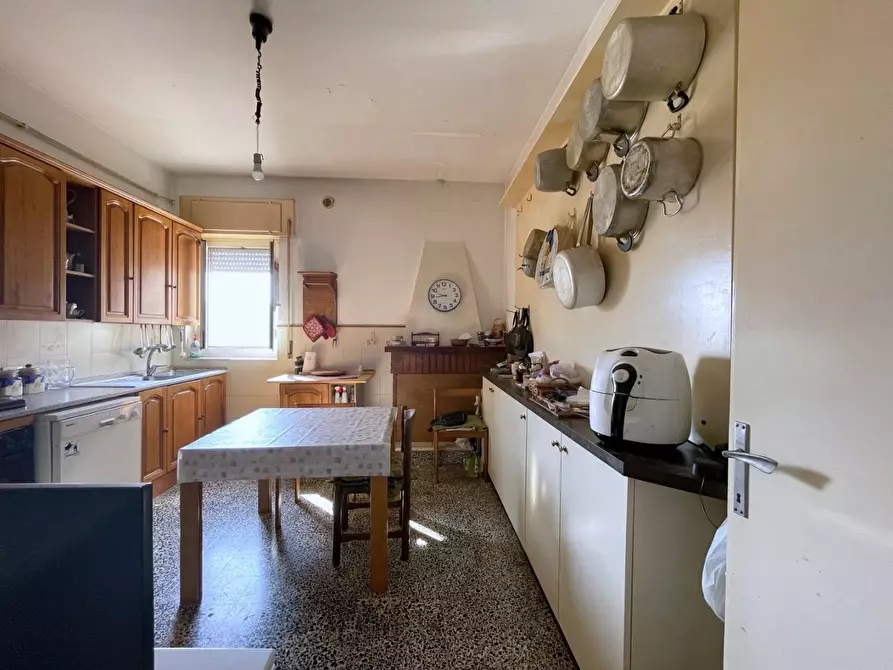 Immagine 28 di Appartamento in vendita  a Massarosa