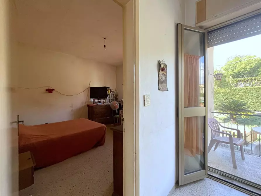 Immagine 32 di Appartamento in vendita  a Massarosa