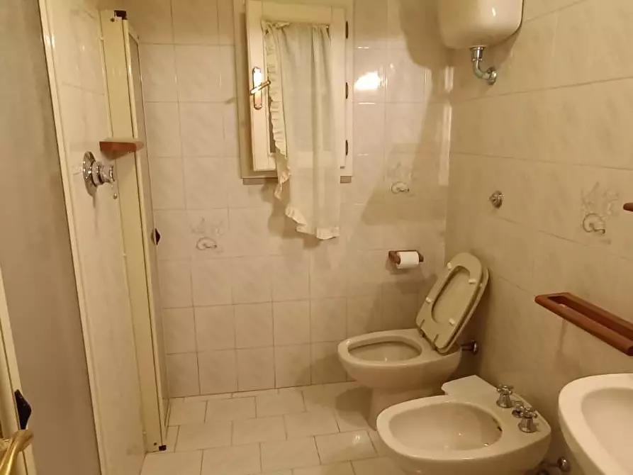 Immagine 9 di Casa indipendente in vendita  a Vecchiano