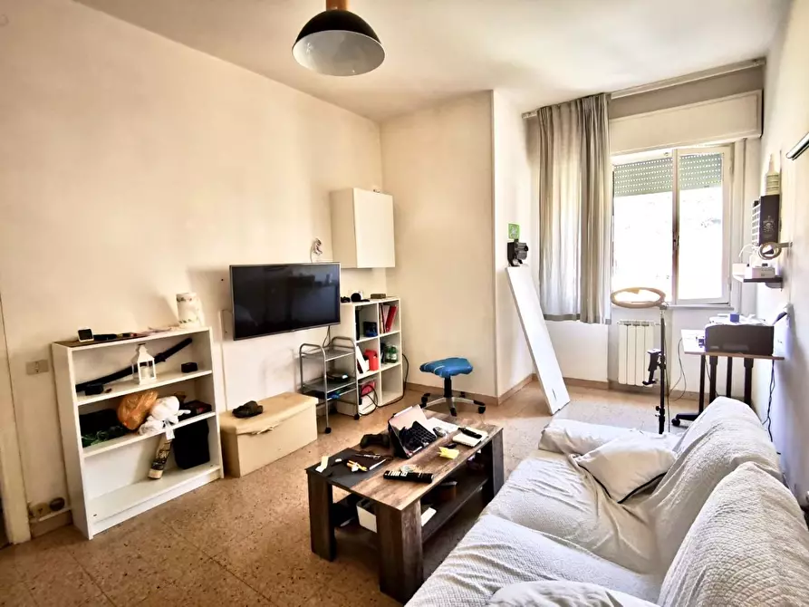 Immagine 1 di Appartamento in vendita  a Massa