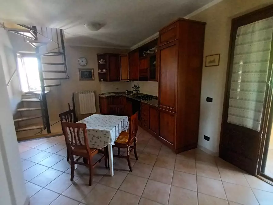 Immagine 19 di Villa in vendita  a Lucca