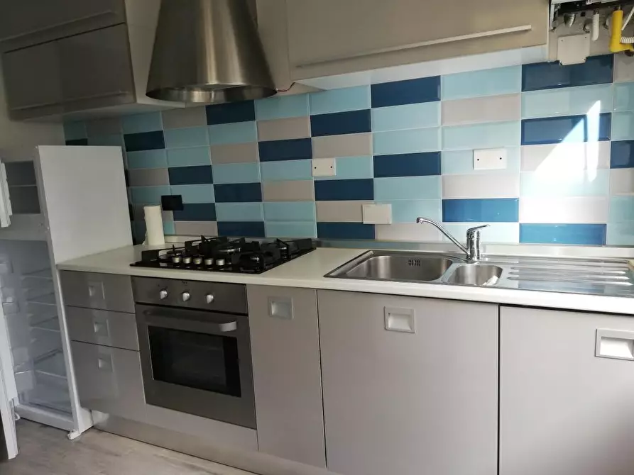 Immagine 7 di Appartamento in vendita  a Viareggio