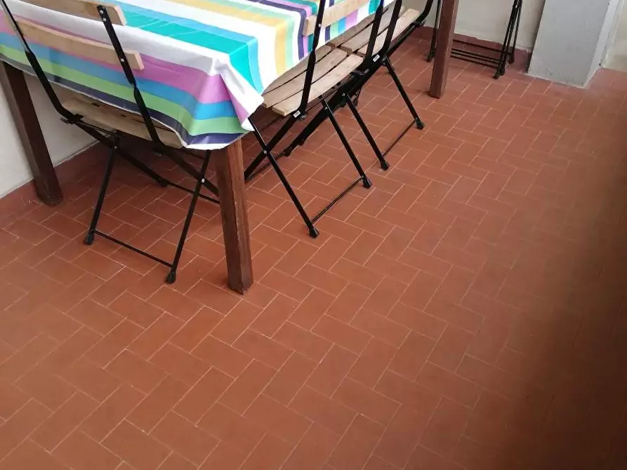 Immagine 3 di Appartamento in vendita  a Viareggio