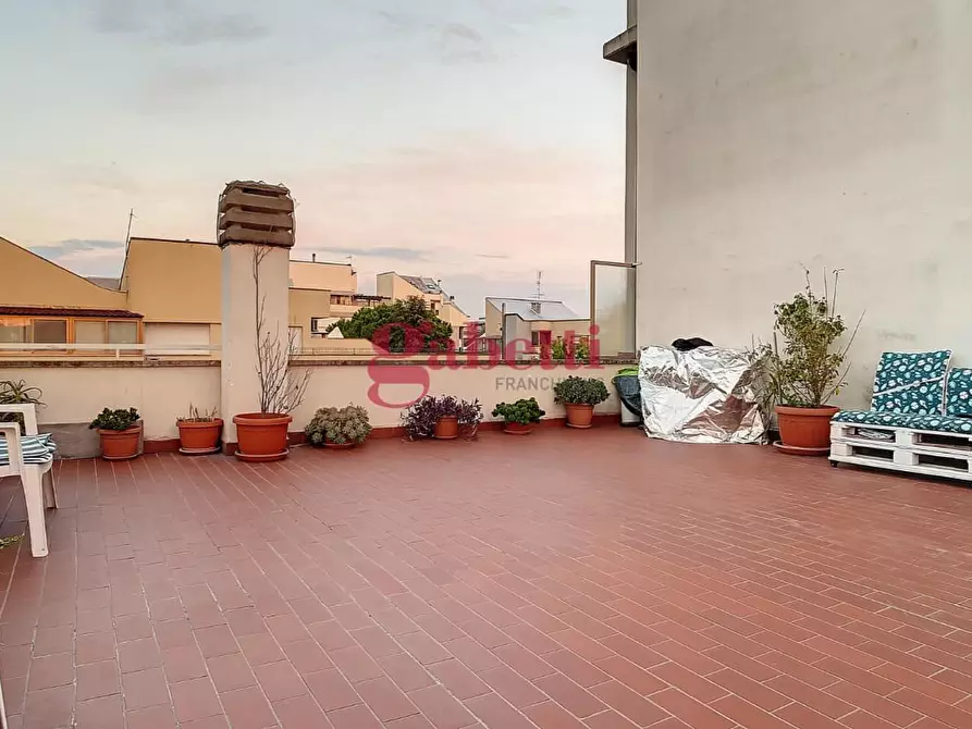 Immagine 15 di Appartamento in vendita  a Pisa