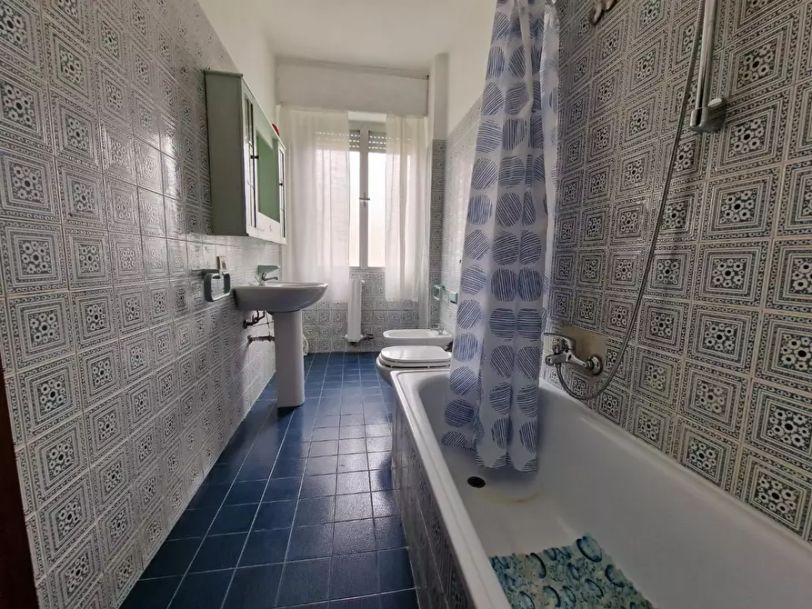 Immagine 10 di Appartamento in vendita  a Carrara