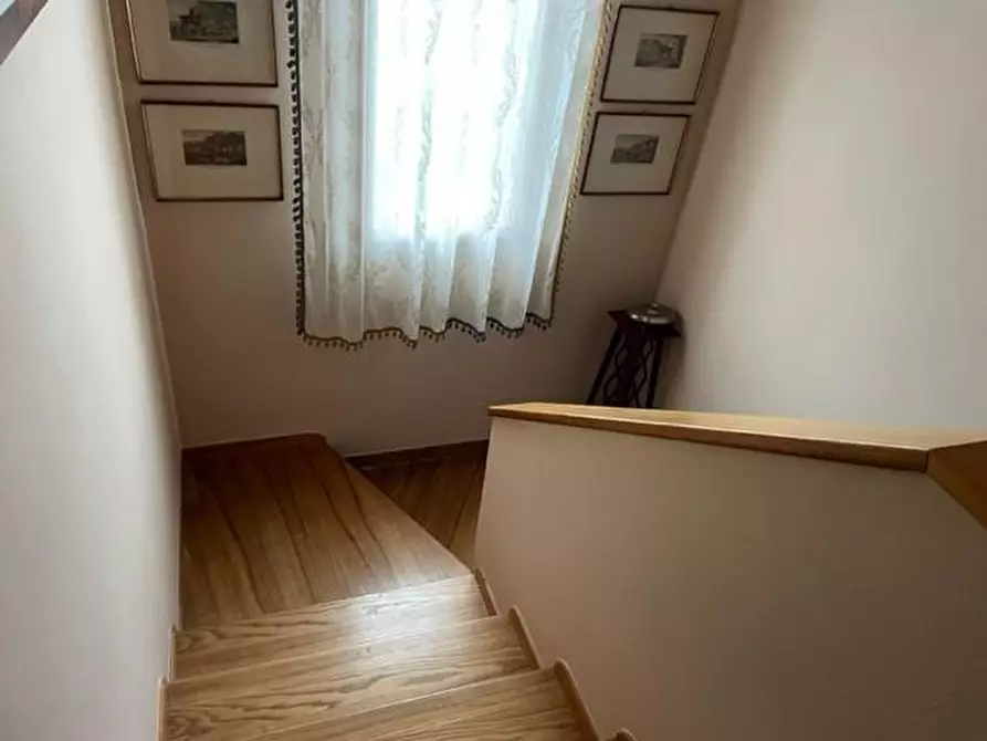 Immagine 22 di Villa in vendita  a Pisa