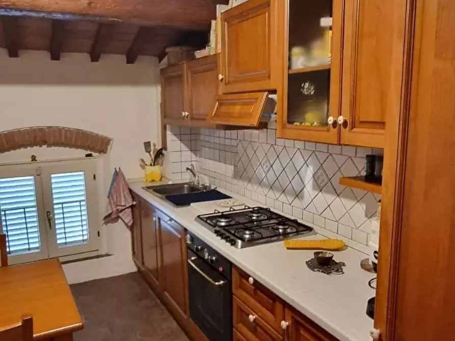 Immagine 2 di Appartamento in vendita  a Pisa