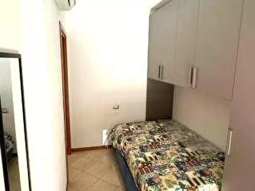 Immagine 14 di Appartamento in vendita  a Siena