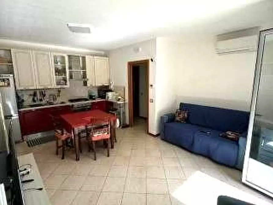 Immagine 6 di Appartamento in vendita  a Siena