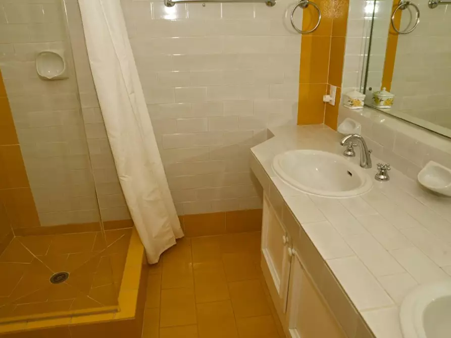 Immagine 19 di Villa in vendita  a Campo Nell'elba