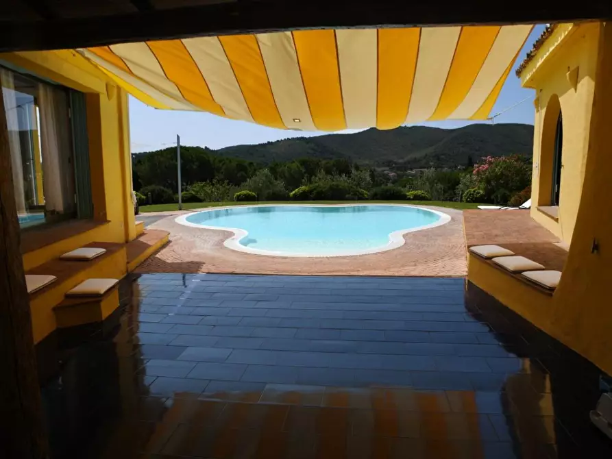Immagine 10 di Villa in vendita  a Campo Nell'elba