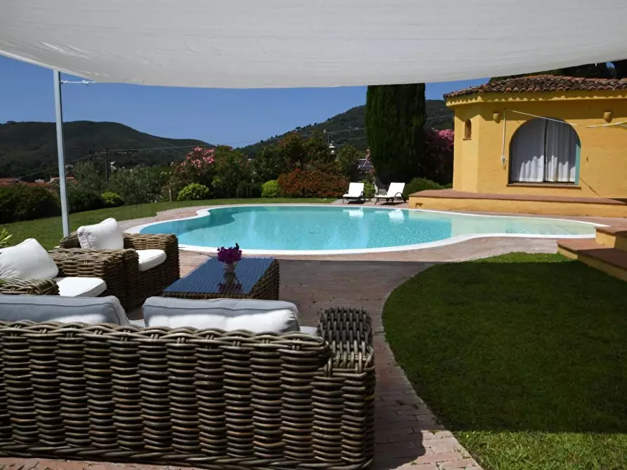 Immagine 9 di Villa in vendita  a Campo Nell'elba