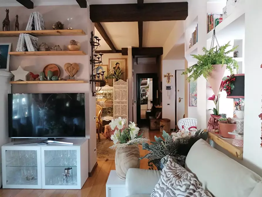 Immagine 8 di Appartamento in vendita  a Carrara