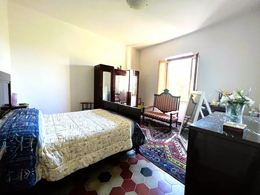 Immagine 5 di Villa in vendita  a Empoli