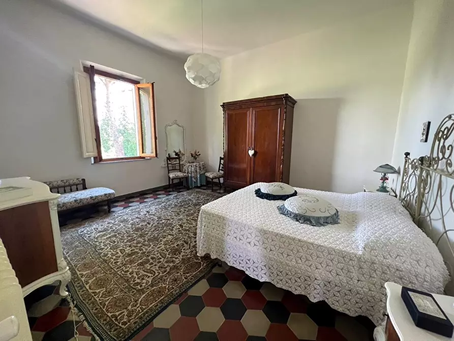 Immagine 11 di Villa in vendita  a Empoli