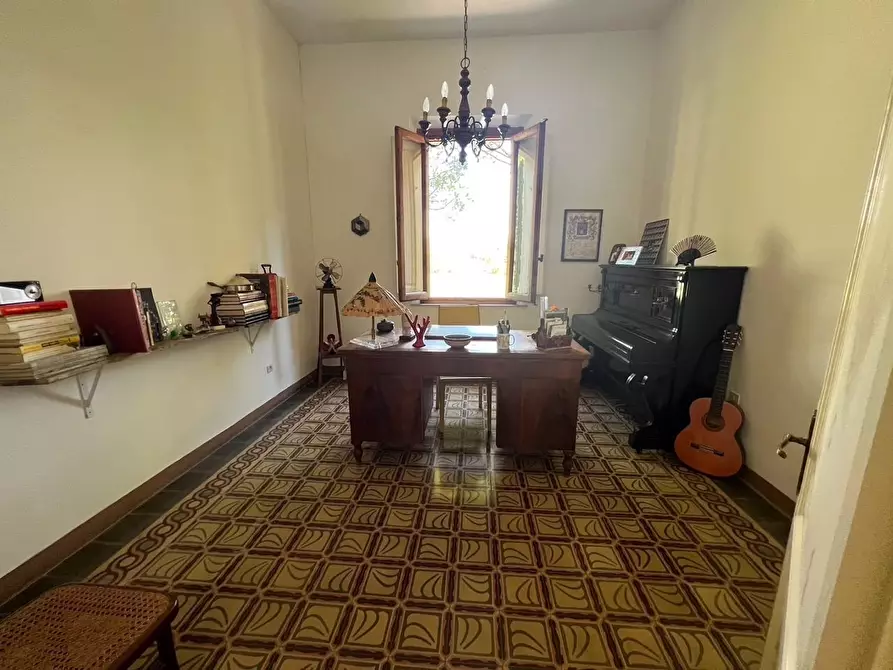Immagine 20 di Villa in vendita  a Empoli