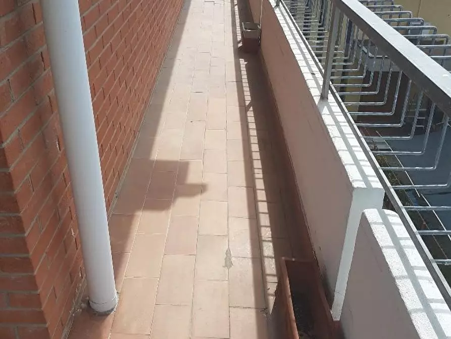 Immagine 2 di Appartamento in vendita  a Massa