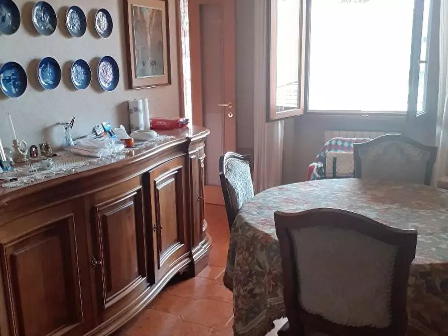 Immagine 16 di Appartamento in vendita  a Massa
