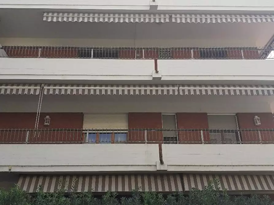 Immagine 22 di Appartamento in vendita  a Massa