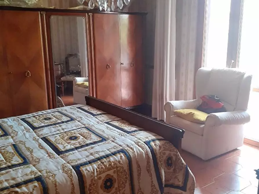 Immagine 13 di Appartamento in vendita  a Massa